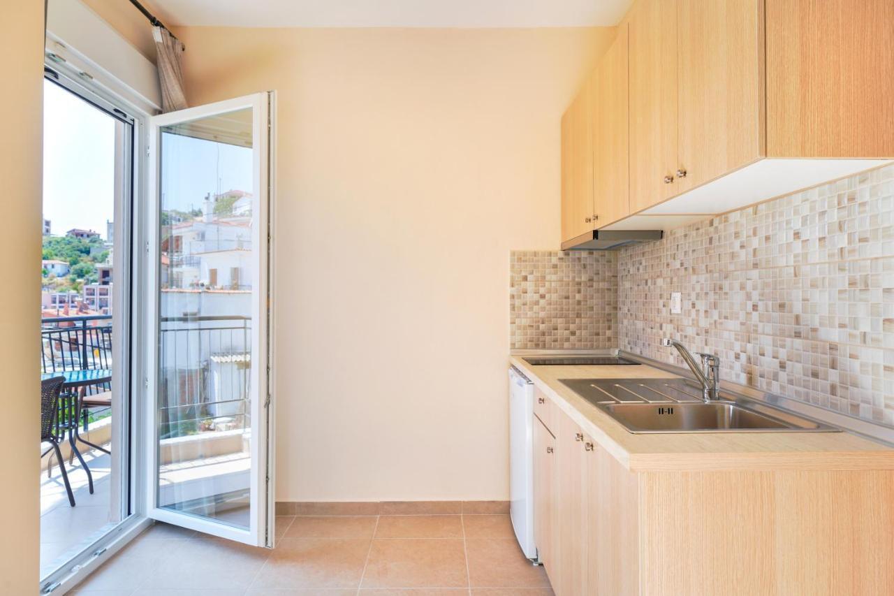 Theodore Apartments Skála Marión 외부 사진