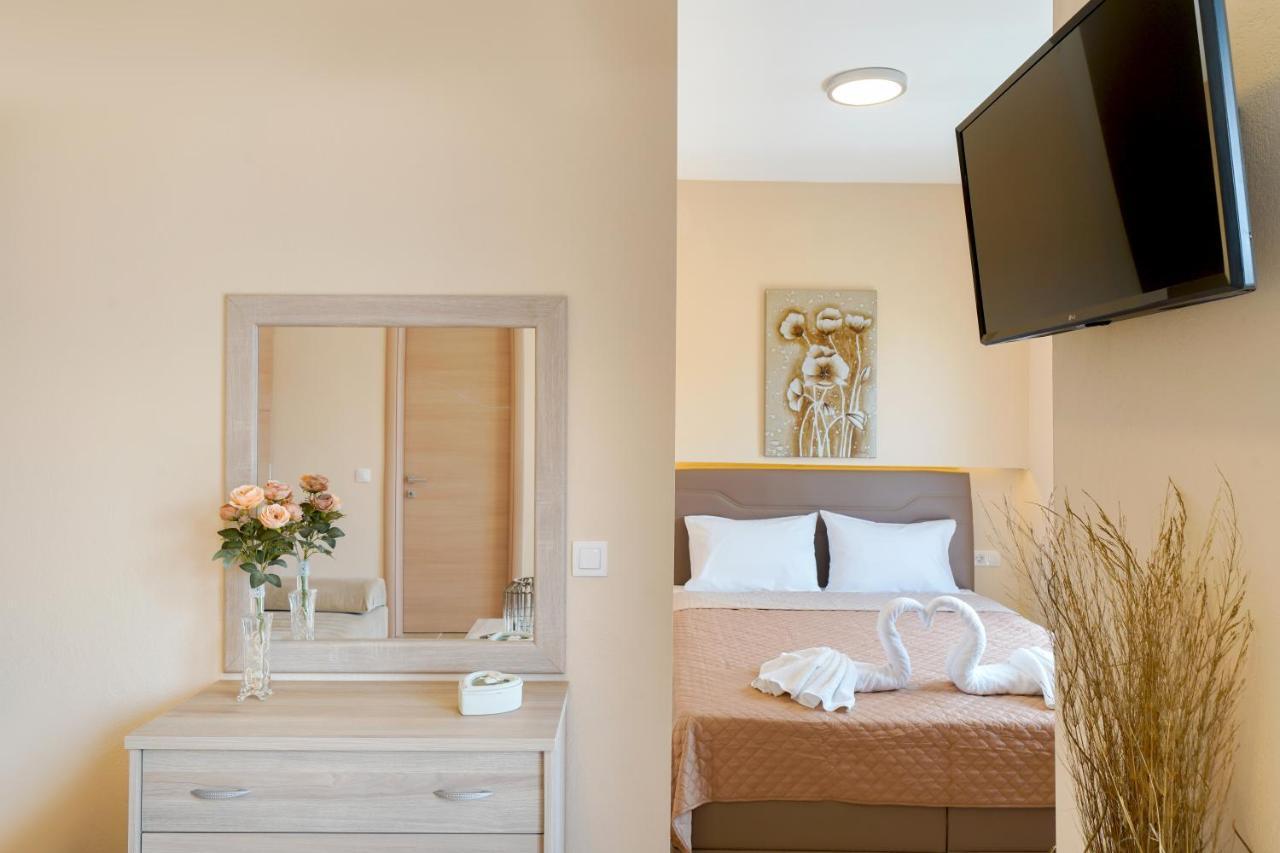 Theodore Apartments Skála Marión 외부 사진