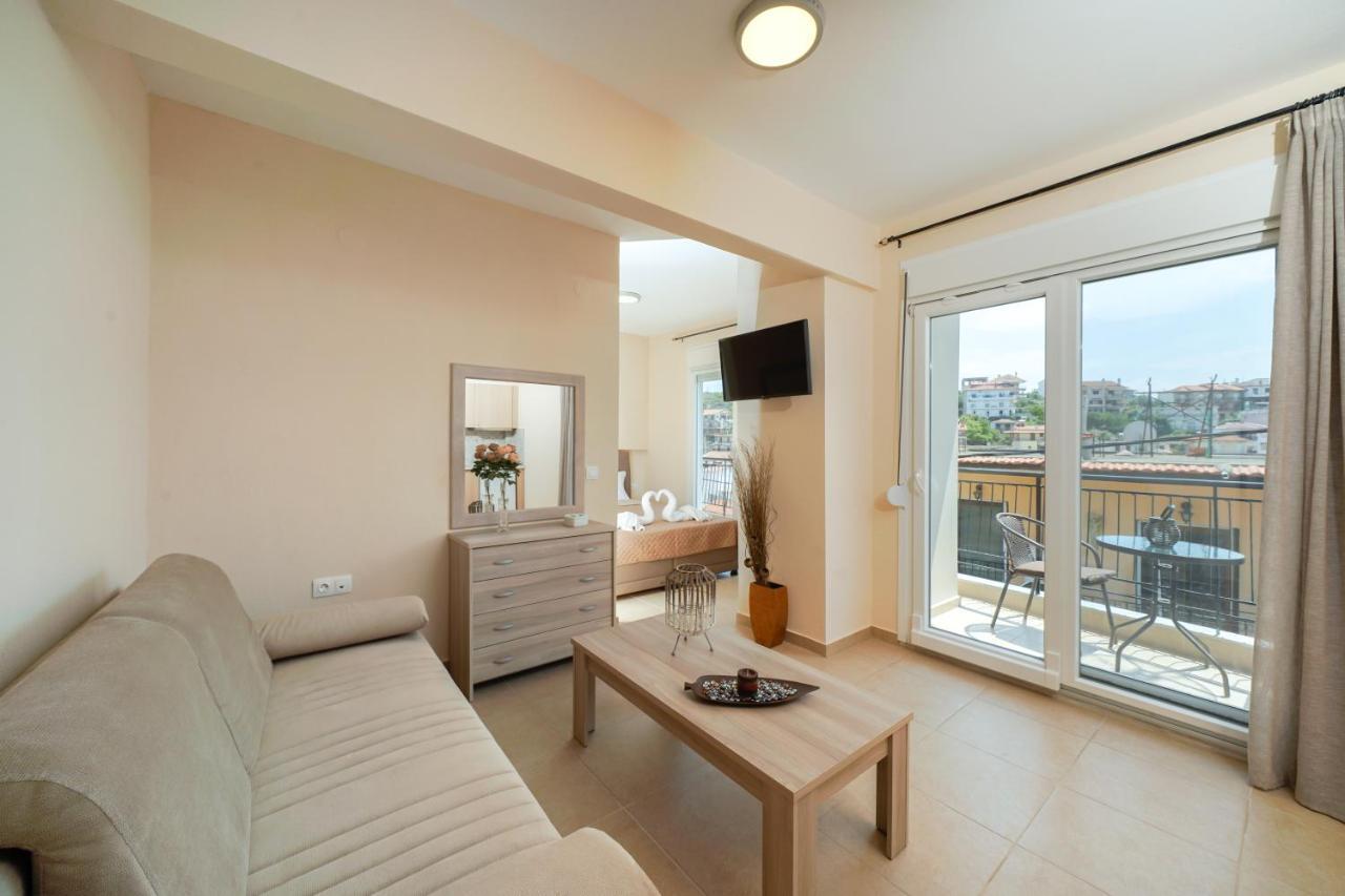 Theodore Apartments Skála Marión 외부 사진